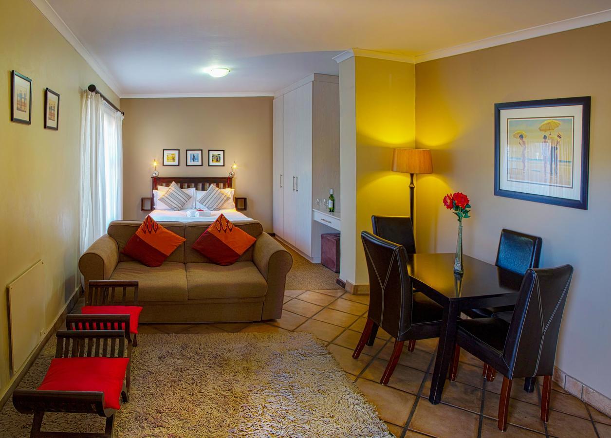 פורט אליזבת' Lalapanzi Guest Lodge מראה חיצוני תמונה